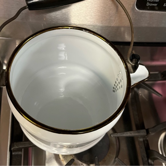 Vintage MCM Georges Briard Enamel Teapot Kettle Pineapple Ambrosia - Picture 3 of 6